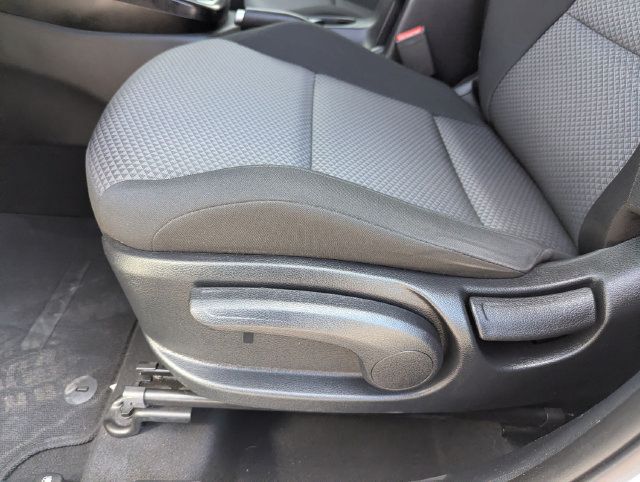 Used 2024 Kia Soul LX w/ Option Group 015 FWD image 27