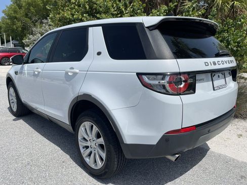 Used 2019 Land Rover Discovery Sport SE AWD/4WD image 5