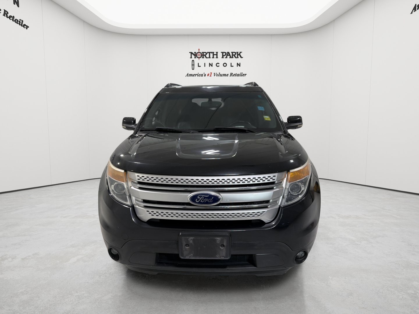 Used 2013 Ford Explorer XLT FWD image 8