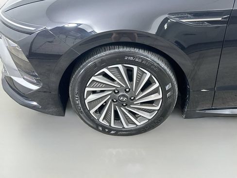 Used 2025 Hyundai Sonata SEL FWD image 8