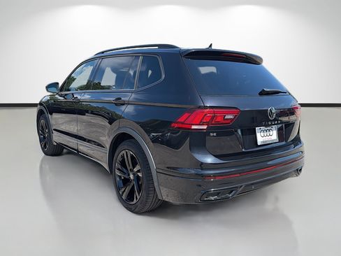 Used 2023 Volkswagen Tiguan SE R-Line FWD image 5
