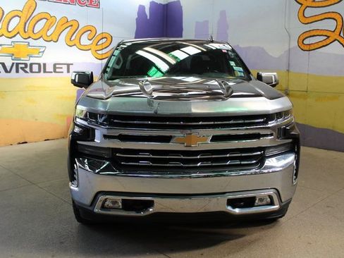 Used 2019 Chevrolet Silverado 1500 LTZ image 3