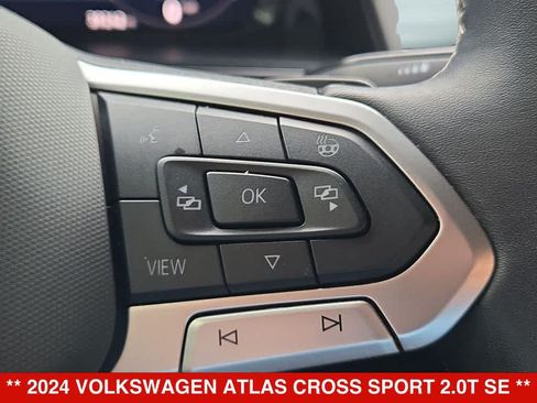 Used 2024 Volkswagen Atlas Cross Sport SE FWD image 23
