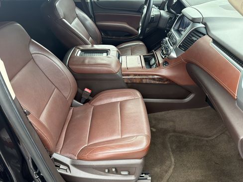 Used 2015 Chevrolet Suburban LTZ image 13