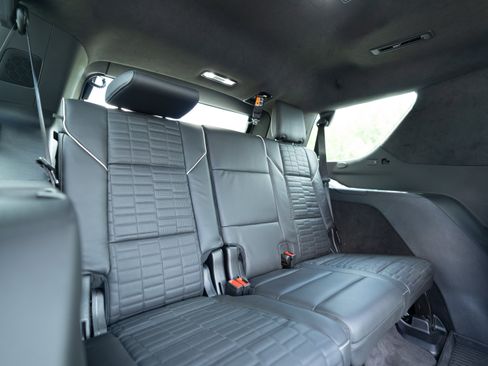 Used 2026 Cadillac Escalade Platinum Sport w/ LPO, ONYX Package AWD/4WD image 20