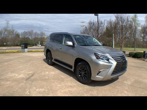 Certified 2023 Lexus GX 460 Premium w/ Premium Package image 2