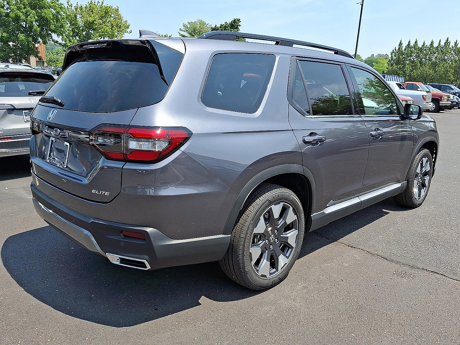 New 2026 Honda Pilot Elite image 4