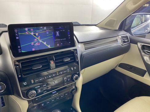 Used 2023 Lexus GX 460 Luxury image 26