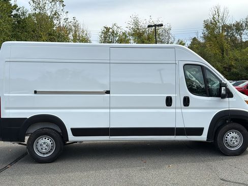 Used 2025 RAM ProMaster 2500 w/ Safety Group image 3