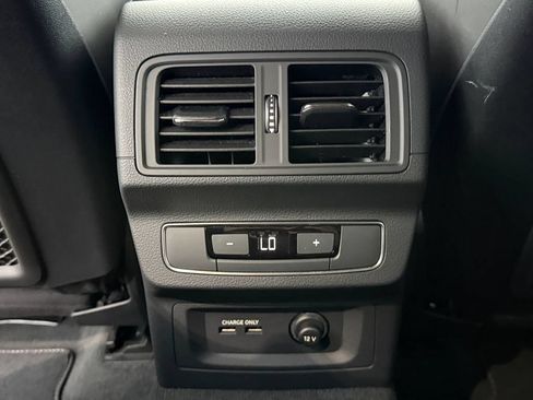 Used 2024 Audi SQ5 Premium Plus w/ Premium Plus Package AWD/4WD image 38
