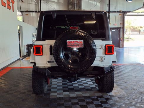 Used 2019 Jeep Wrangler Unlimited Sport S AWD/4WD image 5