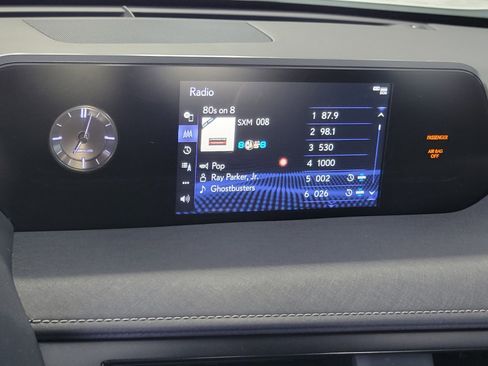 Used 2020 Lexus UX 200 w/ Premium Package FWD image 21