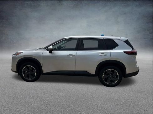 Used 2024 Nissan Rogue SV FWD image 6