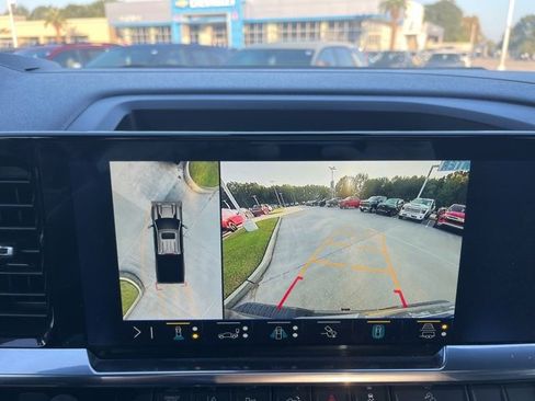 Used 2024 Chevrolet Silverado 2500 High Country w/ Z71 Off-Road Package image 29