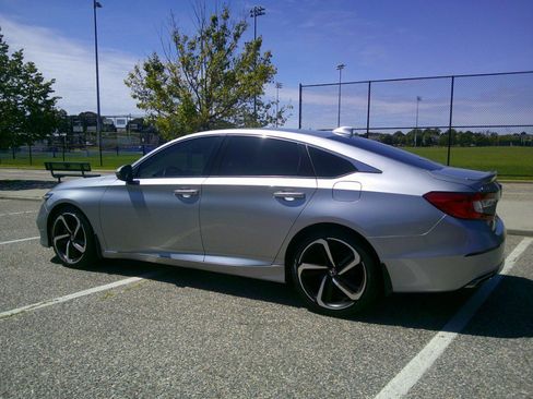 Used 2018 Honda Accord Sport image 86