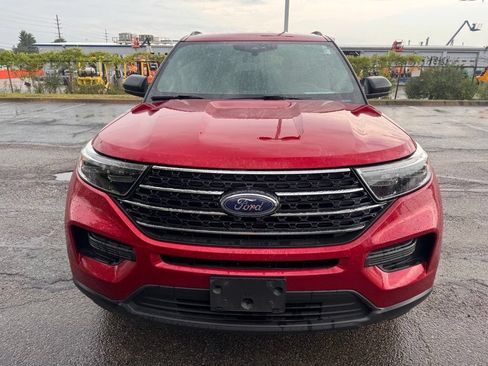 Certified 2020 Ford Explorer XLT w/ Comfort Package AWD/4WD image 8