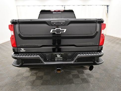 Used 2024 Chevrolet Silverado 2500 LTZ w/ LTZ Plus Package AWD/4WD image 6
