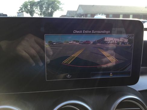 Used 2020 Mercedes-Benz C 300 4MATIC Sedan image 40