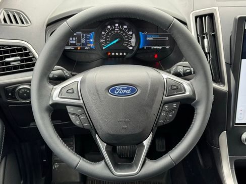 Certified 2024 Ford Edge SEL w/ Convenience Package image 14