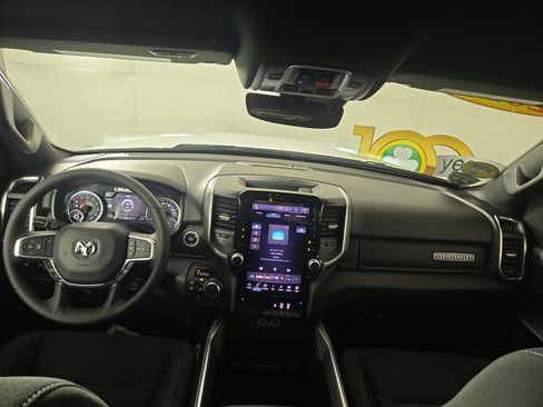 Used 2025 RAM 1500 Big Horn AWD/4WD image 14