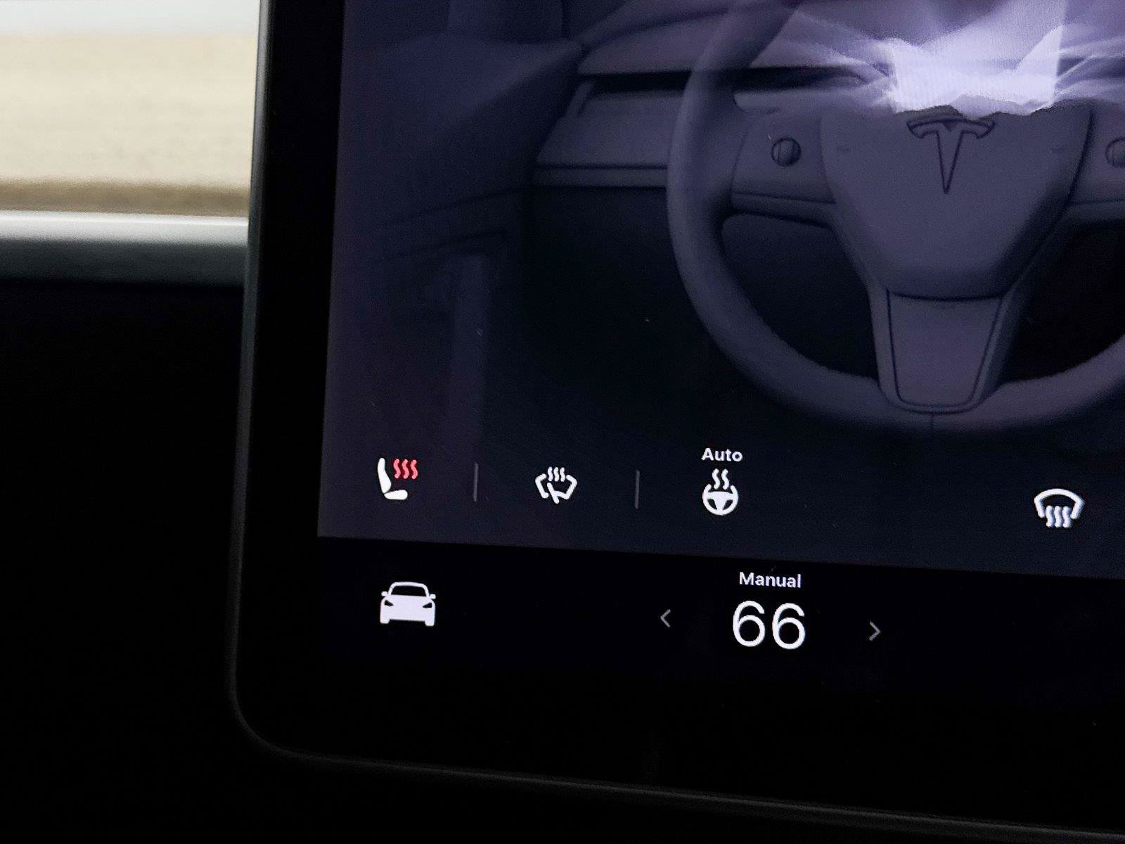 Used 2022 Tesla Model Y Long Range AWD/4WD image 24