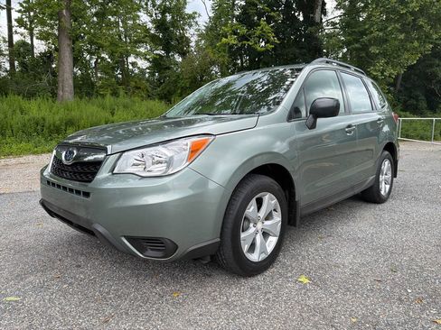 Used 2015 Subaru Forester 2.5i w/ Alloy Wheel Package AWD/4WD image 4