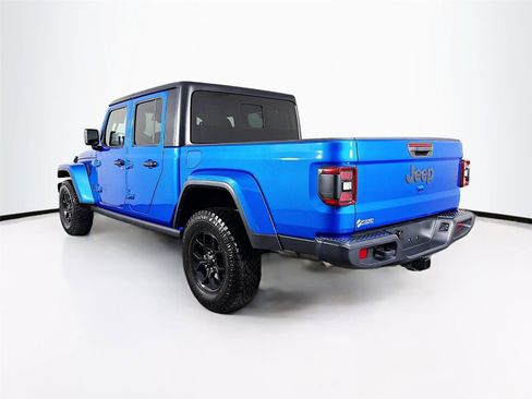 Used 2025 Jeep Gladiator Sport AWD/4WD image 5