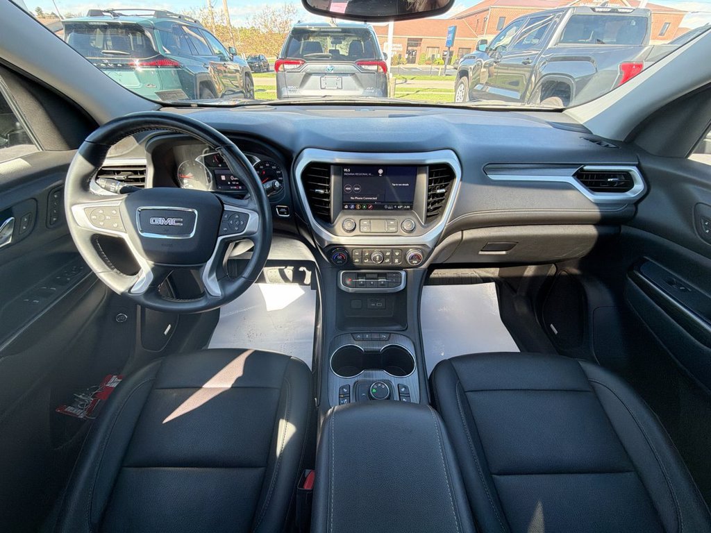Used 2022 GMC Acadia SLT w/ Elevation Edition AWD/4WD image 10