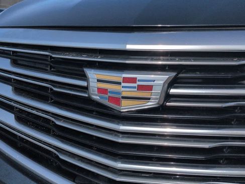 Used 2019 Cadillac XT5 Luxury image 11