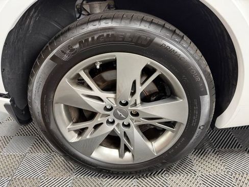 Used 2025 Genesis GV70 3.5T Sport AWD/4WD image 43