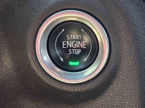 Used 2021 GMC Sierra 1500 SLT w/ SLT Premium Plus Package AWD/4WD image 19