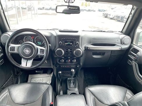 Used 2017 Jeep Wrangler Unlimited Sport image 17