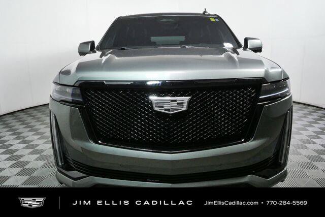Used 2023 Cadillac Escalade ESV Sport Platinum w/ LPO, ONYX Package AWD/4WD image 32