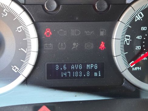 Used 2010 Ford Escape XLT image 13