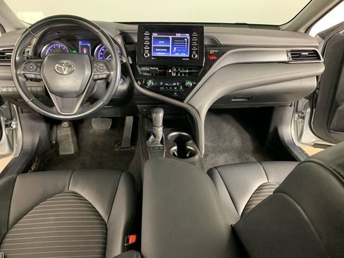 Used 2023 Toyota Camry SE w/ Convenience Package image 29