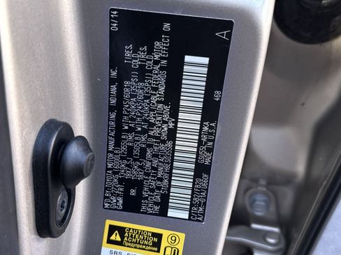 Used 2014 Toyota Highlander LE AWD/4WD image 26