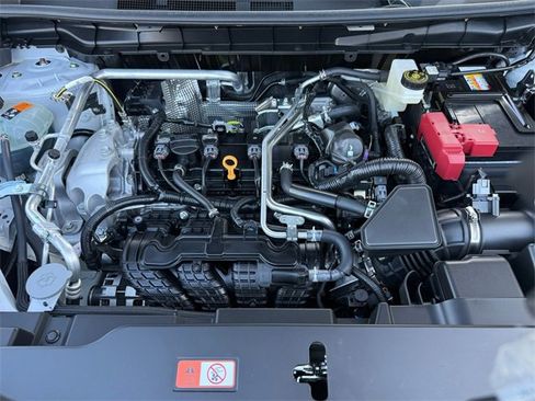 New 2025 Mitsubishi Outlander SE image 30