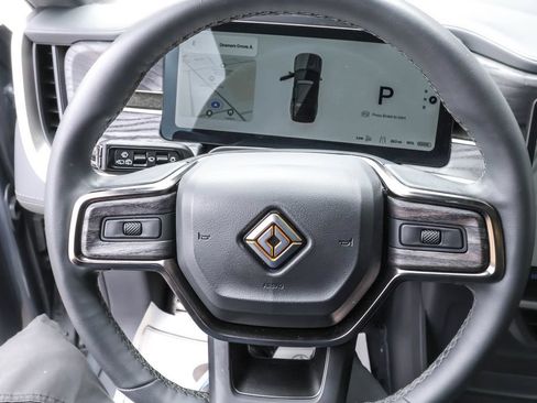 Used 2022 Rivian R1S Launch Edition AWD/4WD image 13