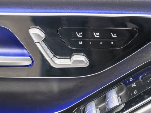 Certified 2023 Mercedes-Benz S 500 4MATIC image 25