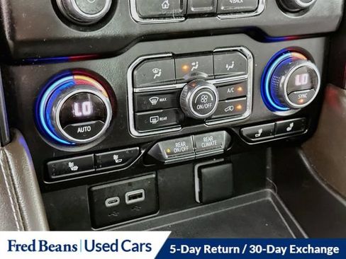 Used 2023 Chevrolet Tahoe LT w/ LT Signature Package AWD/4WD image 21