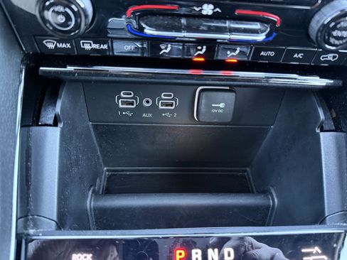 Used 2025 Jeep Grand Cherokee Summit AWD/4WD image 34