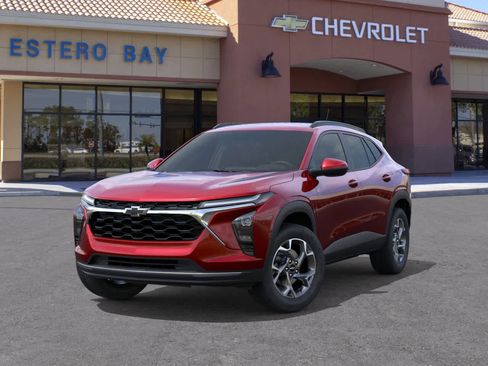 New 2026 Chevrolet Trax LT image 6