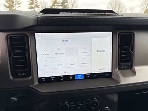 New 2025 Ford Bronco Outer Banks w/ Sasquatch Package image 24