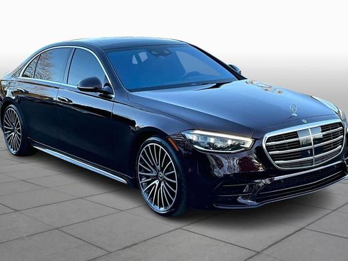 Used 2021 Mercedes-Benz S 580 4MATIC Sedan image 3