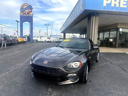Used 2017 FIAT 124 Spider Classica