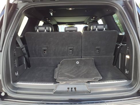 Used 2019 Lincoln Navigator Reserve AWD/4WD image 8