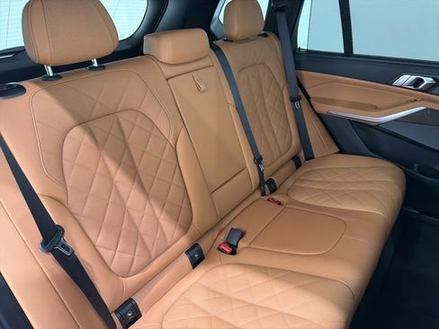 Certified 2023 BMW X5 xDrive40i w/ M Sport Package image 22