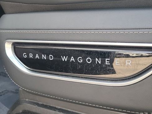 Used 2024 Jeep Grand Wagoneer L Series II w/ Quick Order Packagew 28T AWD/4WD image 25