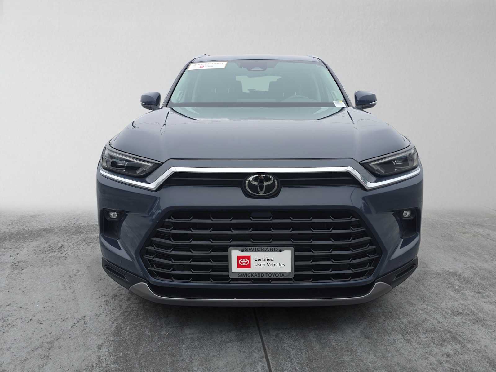 Certified 2024 Toyota Grand Highlander AWD image 8