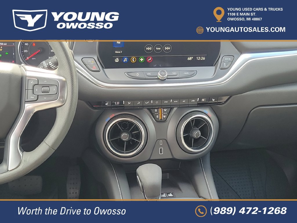 Certified 2024 Chevrolet Blazer LT w/ Convenience Package FWD image 27